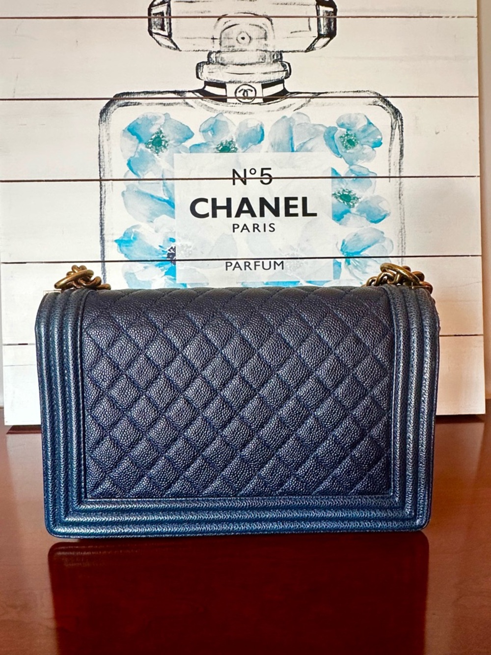 CHANEL Dark Navy Quilted Boy Flap Shoulder Bag with Gold Chain - Picture 3 of 16